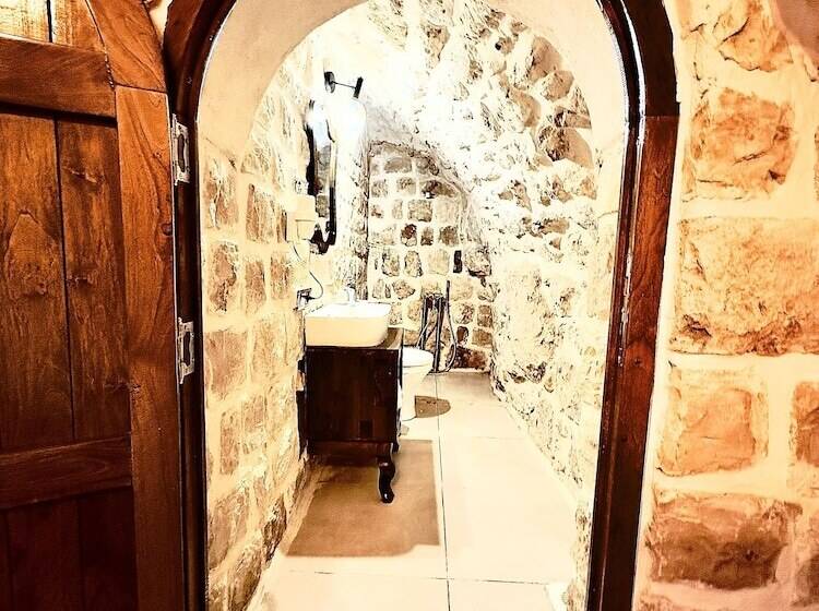 اتاق استاندارد با تخت دوبل, Fairouz Otel