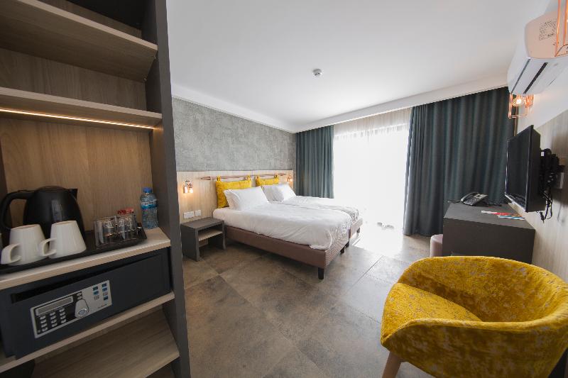 اتاق لوکس با بالکن, Ivy Hotel   Adults Only