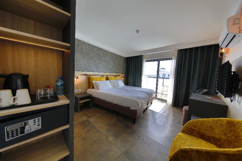 اتاق لوکس با بالکن, Ivy Hotel   Adults Only