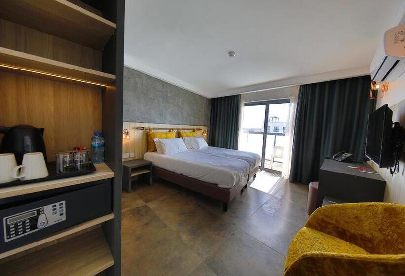اتاق لوکس با بالکن, Ivy Hotel   Adults Only