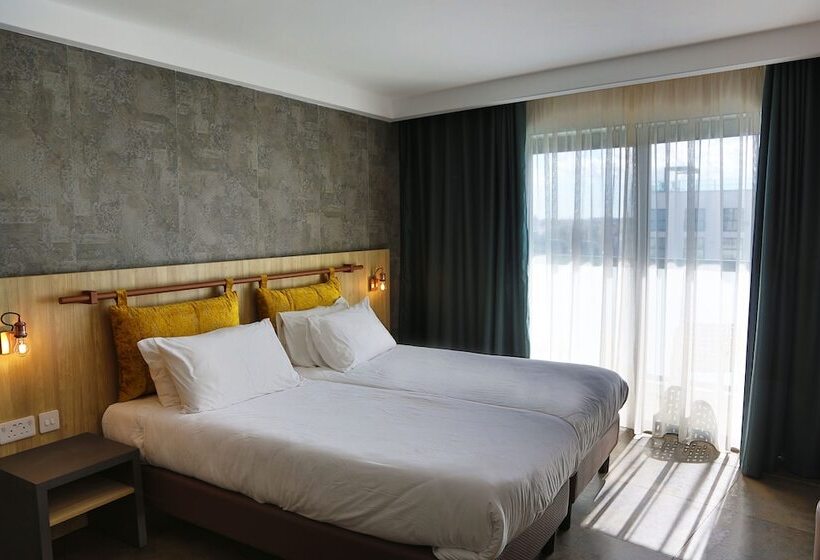 اتاق لوکس با بالکن, Ivy Hotel   Adults Only
