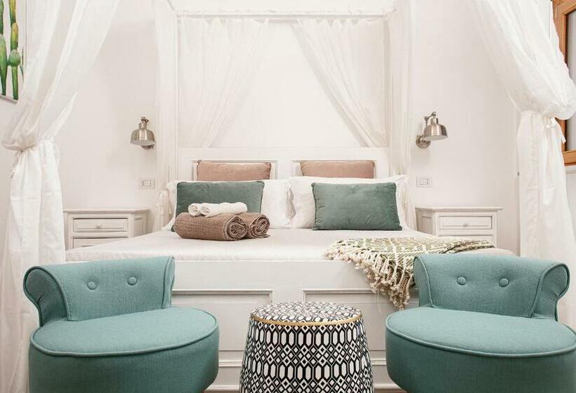 اتاق لوکس با تخت بزرگ, La Casa Di Memmi Suites & Rooms