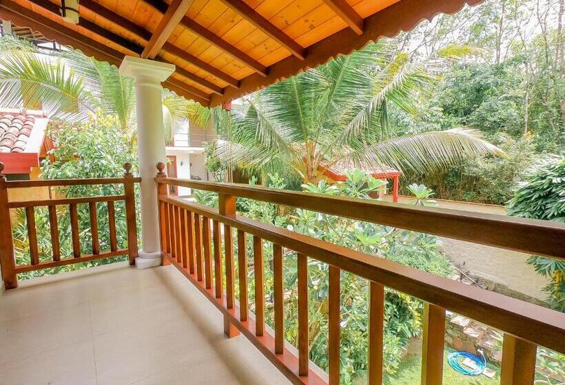 اتاق استاندارد با بالکن, Terrace Garden Ayurveda Resort