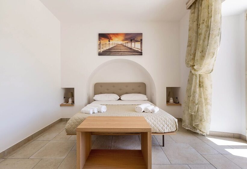 اتاق استاندارد, B&b I Tarocchi