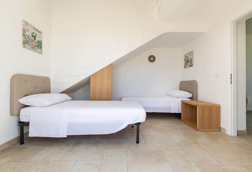 اتاق استاندارد, B&b I Tarocchi