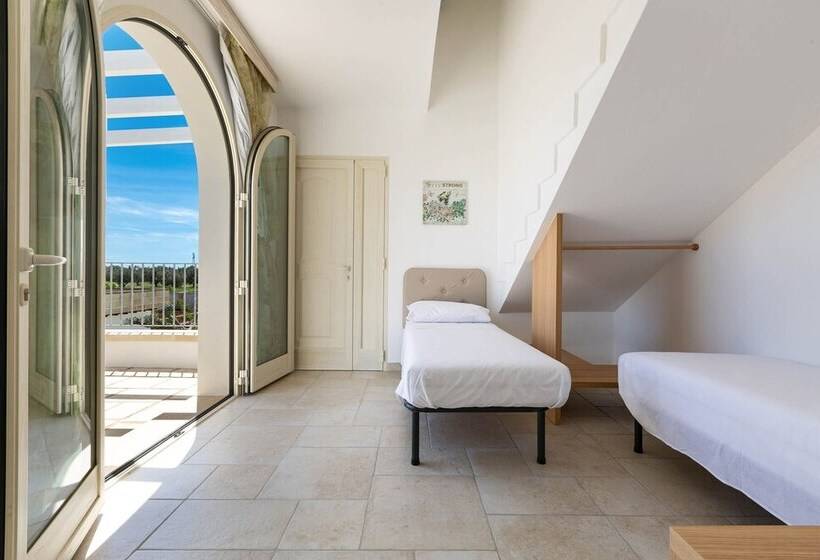 اتاق استاندارد, B&b I Tarocchi