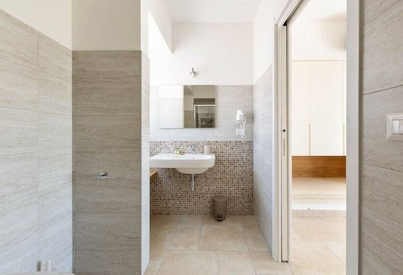 اتاق استاندارد, B&b I Tarocchi