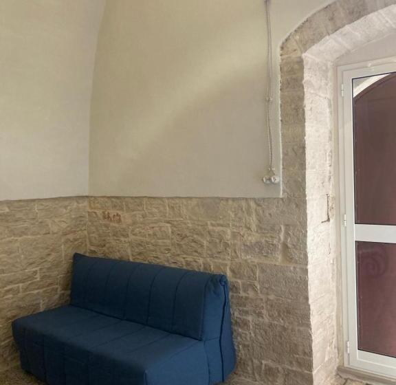 اتاق لوکس خانوادگی, Borghetto Pedale