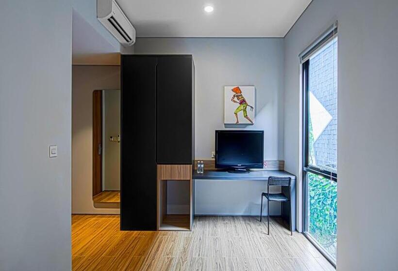 اتاق استاندارد, M Studio Karawaci