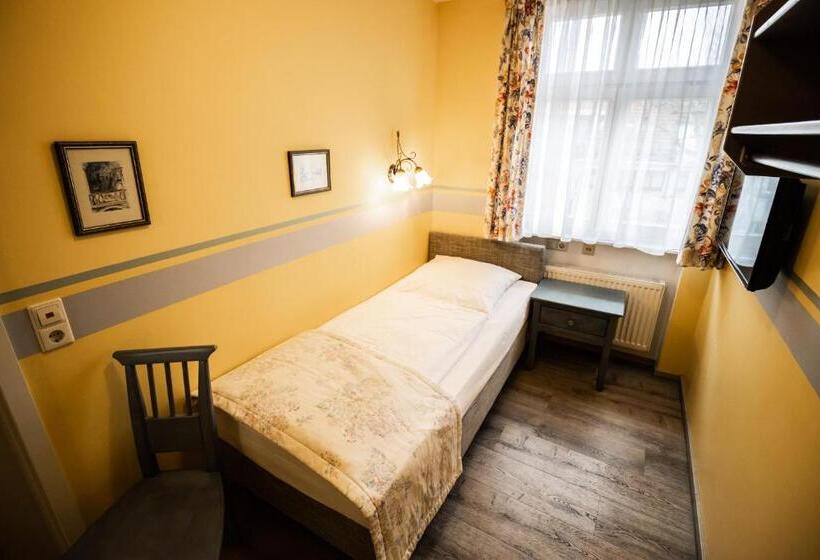 Standard Single Room, Gasthof Rossle