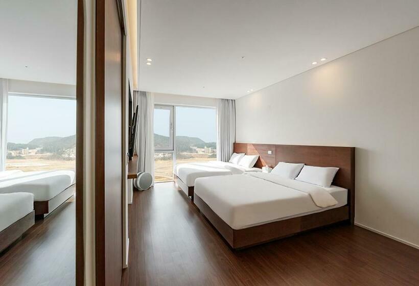 اتاق استاندارد با چشم‌انداز دریا, Laterrace Cove Suite