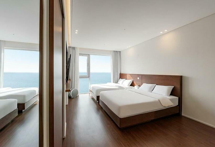 اتاق استاندارد با چشم‌انداز دریا, Laterrace Cove Suite