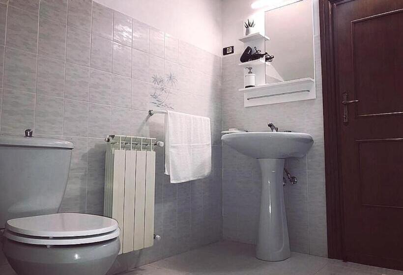 اتاق استاندارد با سرویس بهداشتی مشترک, Kalispéra B&b