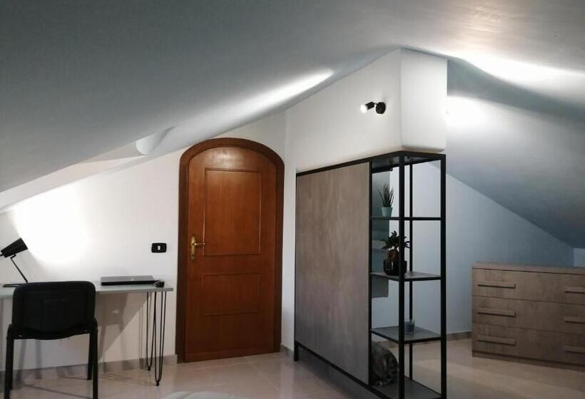 اتاق استاندارد با سرویس بهداشتی مشترک, Kalispéra B&b
