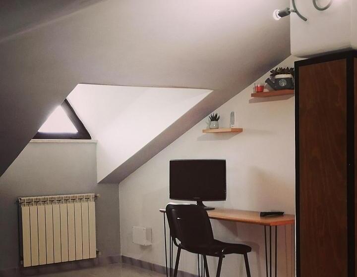 اتاق استاندارد با سرویس بهداشتی مشترک, Kalispéra B&b