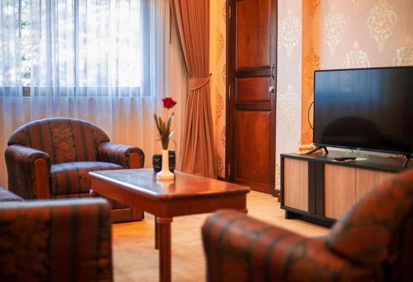 سوئیت پرزیدنت, Laotel Vientiane