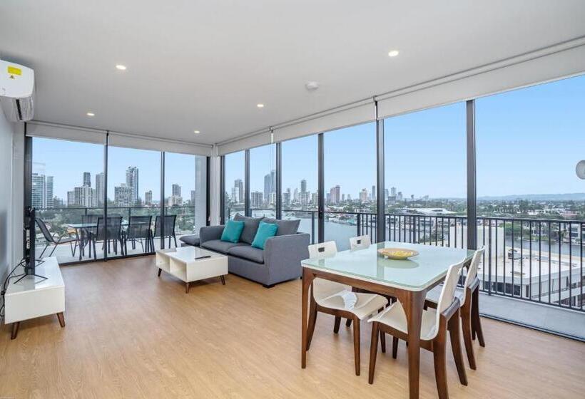2 Bedrooms Apartment River View, Peninsular Gold Coast