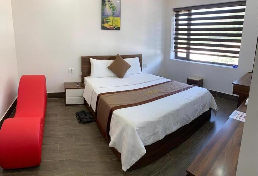 اتاق لوکس با بالکن, Win Win Hotel   Khách Sạn Hải Phòng