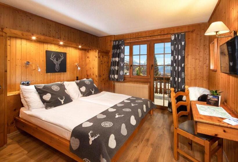 Номер Стандарт с Балконом, Petit Paradis