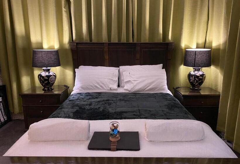 استودیوی لوکس, Freshwater Bnb