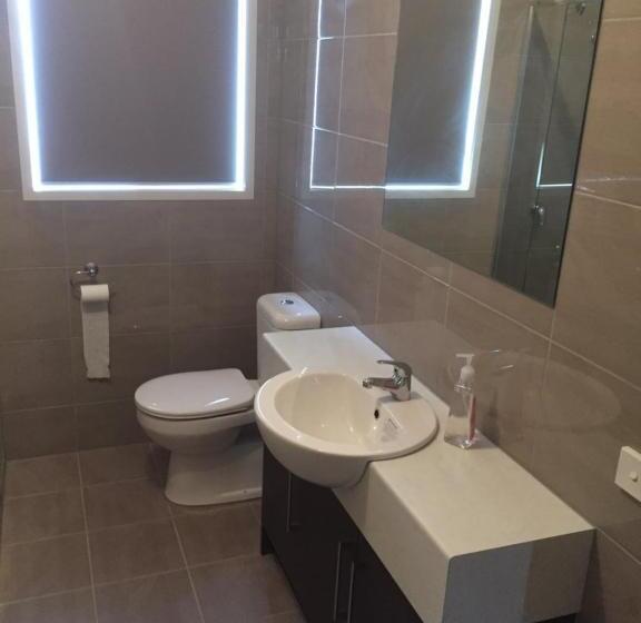 خانه 4 خوابه, City Centre Motel