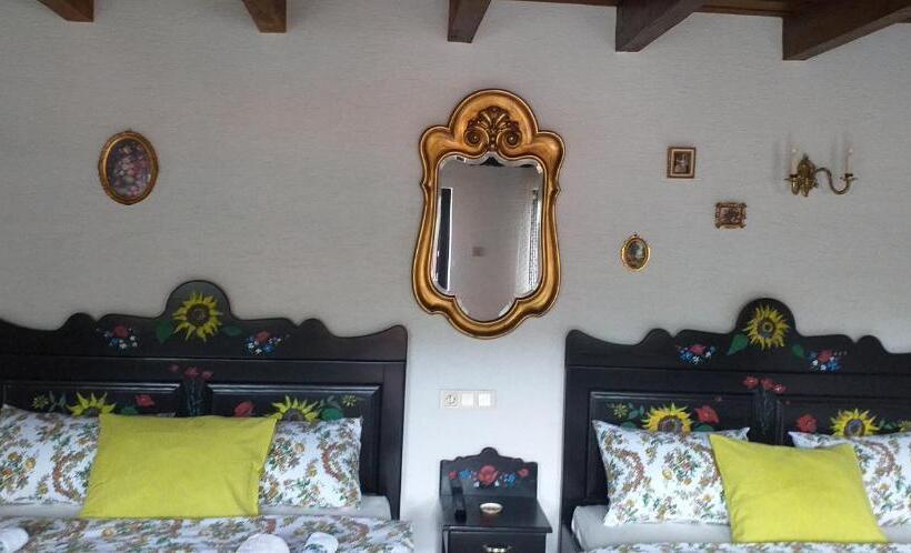 اتاق لوکس چهار تخته, Casa Soseco
