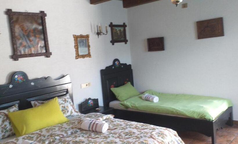 اتاق لوکس سه تخته, Casa Soseco