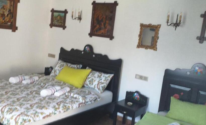 اتاق لوکس سه تخته, Casa Soseco