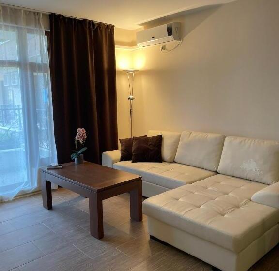 דירת חדר נוף לגינה, Rich 3 Sp Apartments