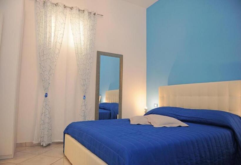 Economy Triple Room, L Isola Del Postino Rooms