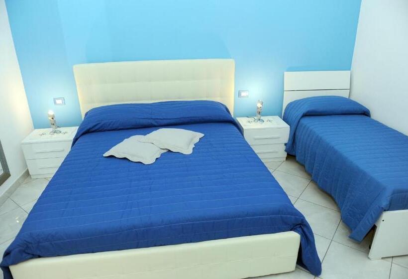 Economy Triple Room, L Isola Del Postino Rooms