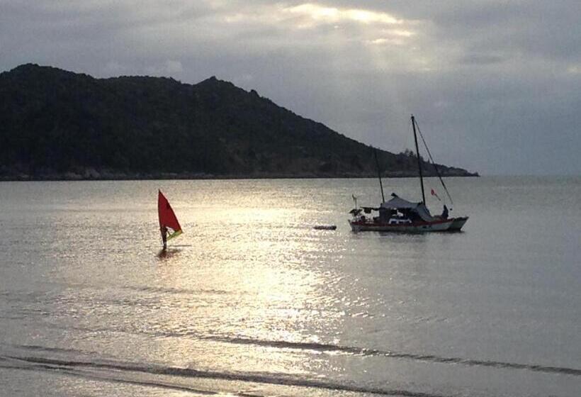 آپارتمان 1 خوابه با چشم‌انداز دریا, Executive Properties In North Ward Townsville And On Magnetic Island