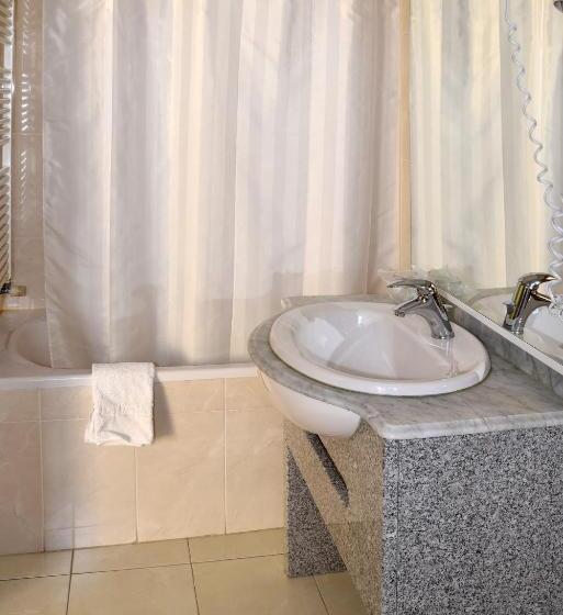 اتاق استاندارد سه نفره, Quinta Da Seixeda