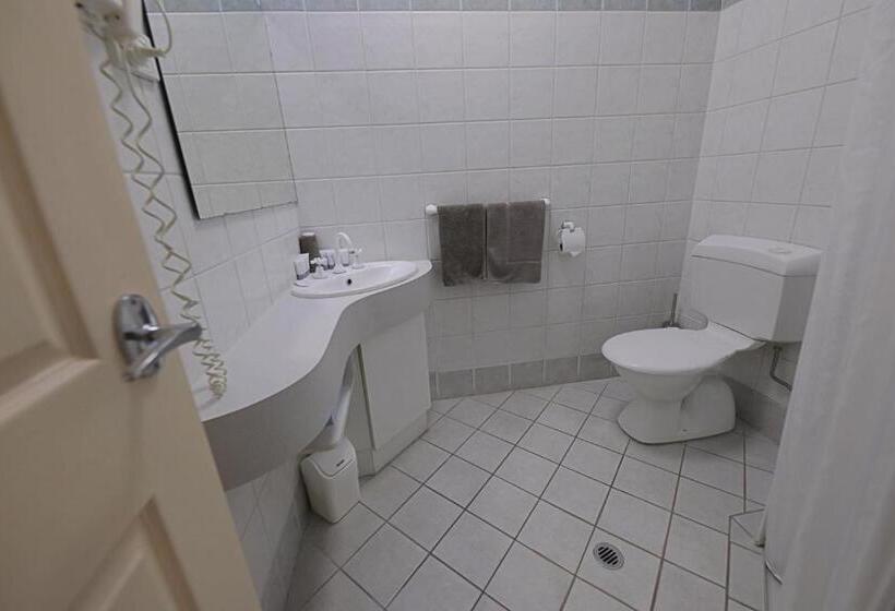 آپارتمان 2 خوابه, Lakeview Apartments