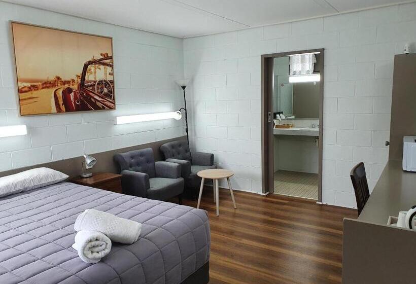 اتاق لوکس, Morwell Parkside Motel
