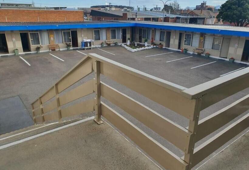 اتاق لوکس, Morwell Parkside Motel