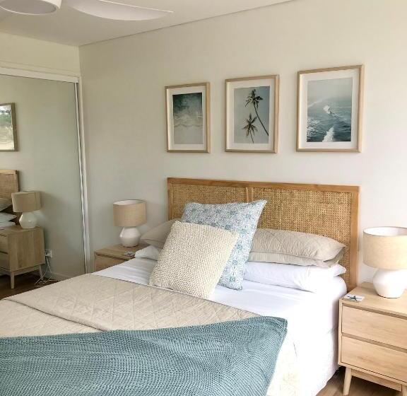 آپارتمان 1 خوابه با چشم‌انداز استخر, Oceania On Burleigh Beach