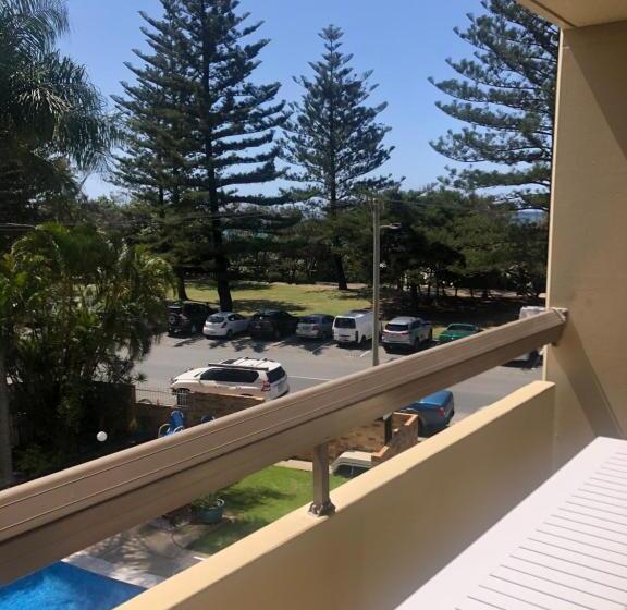 آپارتمان 2 خوابه با چشم‌انداز دریا, Oceania On Burleigh Beach
