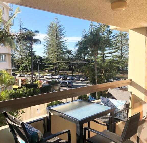 آپارتمان ممتاز سه‌خوابه رو به مناظر, Oceania On Burleigh Beach