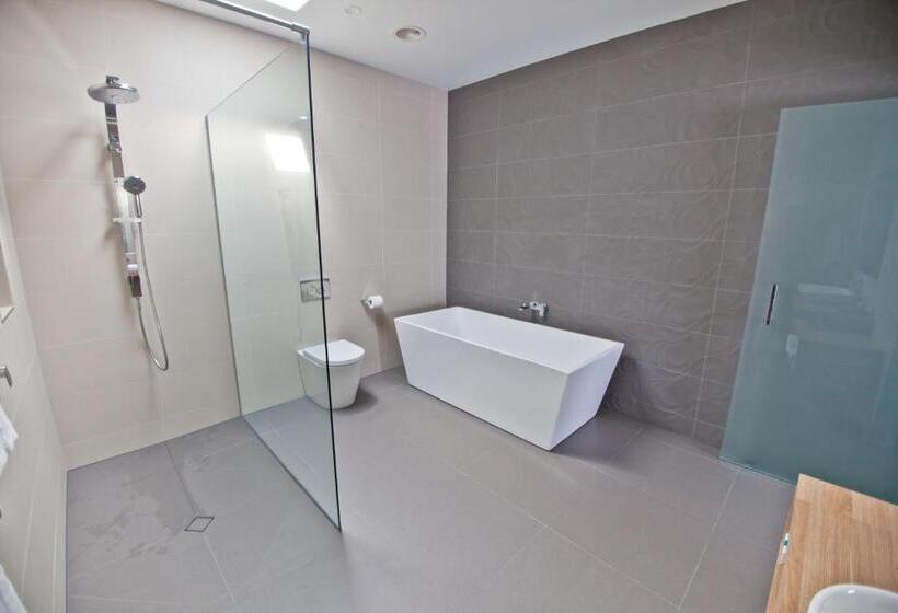 带2个卧室的公寓, Waterfront Apartments