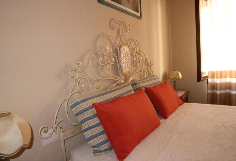 اتاق راحتی, B&b Casa Elena Room And Apartments With Parking
