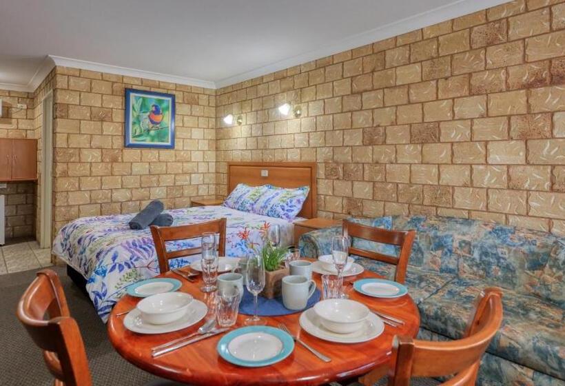 اتاق لوکس, Darling River Motel