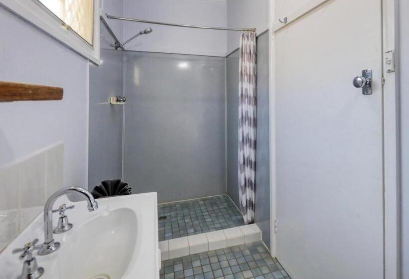 اتاق اکونومی یک تخته, Darling River Motel