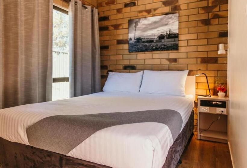 سوئیت 2 خوابه, Abacus Motel