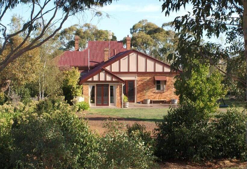 اتاق استاندارد با چشم‌انداز باغ, Pierrepoint Accommodation