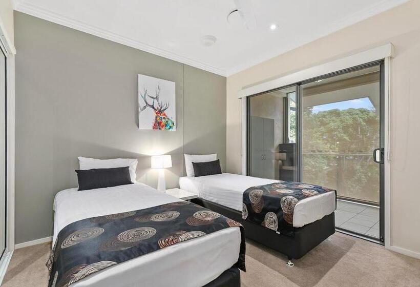 2 Bedroom Apartment Pool View, Eden By The Bay