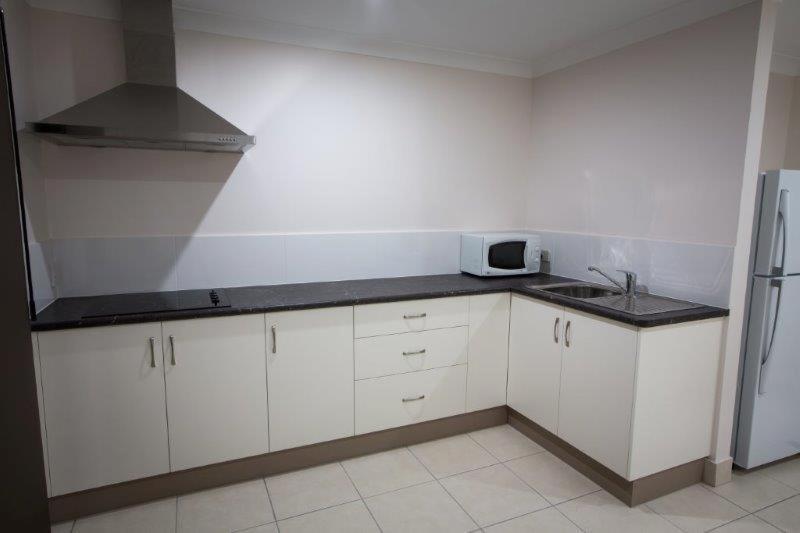 استودیوی استاندارد, Emerald Gardens Motel & Apartments