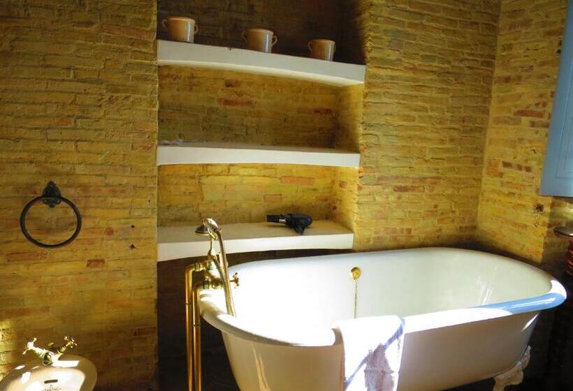 اتاق استاندارد, Masseria Celentano Relais & Agriturismo