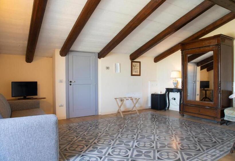 اتاق استاندارد با بالکن, Masseria Celentano Relais & Agriturismo