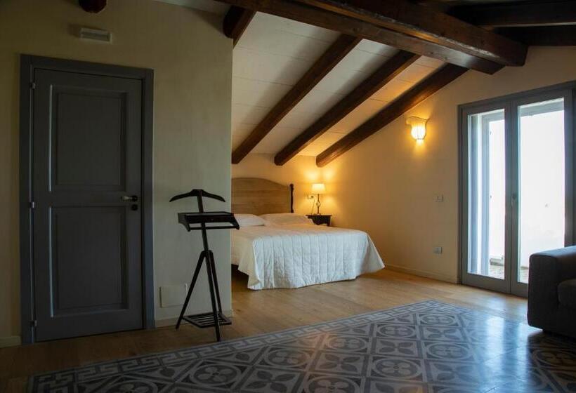 اتاق استاندارد با بالکن, Masseria Celentano Relais & Agriturismo